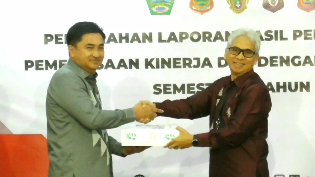 Ketua DPRD Kota Gorontalo, Hardi Sidiki, Terima Hasil Pemeriksaan Kepatuhan Belanja Daerah dari BPK RI