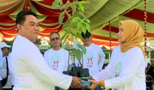 Upaya Bersama Pemulihan Lingkungan : Penanaman Pohon Serentak di Pondok Pesantren Hubulo