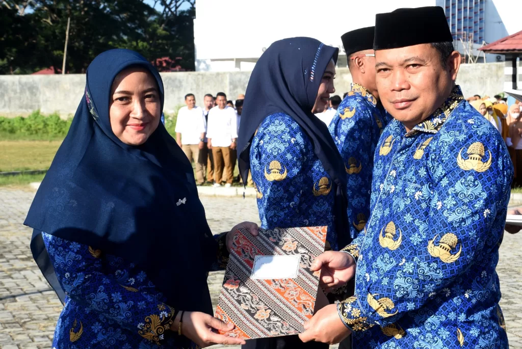 Dikukuhkan oleh Penjabat Gubernur, 1.741 Pegawai Negeri Sipil di Gorontalo Menempati Jabatan Pelaksana