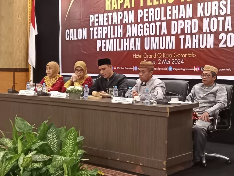 KPU Kota Gorontalo Tetapkan 30 Anggota DPRD Terpilih, 14 Petahana Rebut Kursi