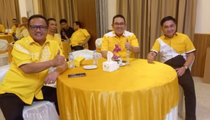 Rapat Pleno DPD II Golkar Kota Gorontalo Menetapkan Totok Bakhtiar sebagai Ketua DPRD Sementara