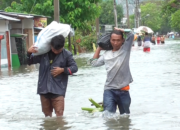 Diguyur Hujan Terus Menerus, Warga Terdampak Banjir Mulai Mengungsi