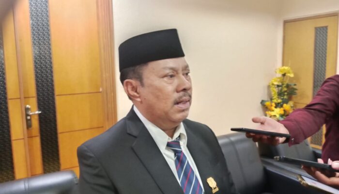 Terpilih Sebagai Ketua DPRD Sementara, Paris Jusuf Apresiasi Kinerja DPRD Sebelumnya