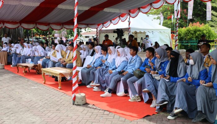 KPU Kota Gorontalo Gelar Kompetisi Demokrasi untuk Siswa SLTA