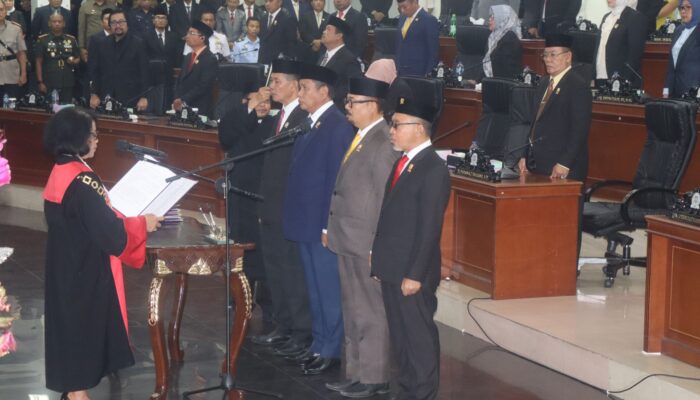 Pelantikan dan Pengambilan Sumpah Empat Pimpinan Baru DPRD Provinsi Gorontalo Periode 2024-2029