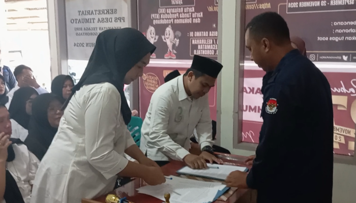 KPPS Desa Timuato Resmi Dilantik untuk Pilkada 2024