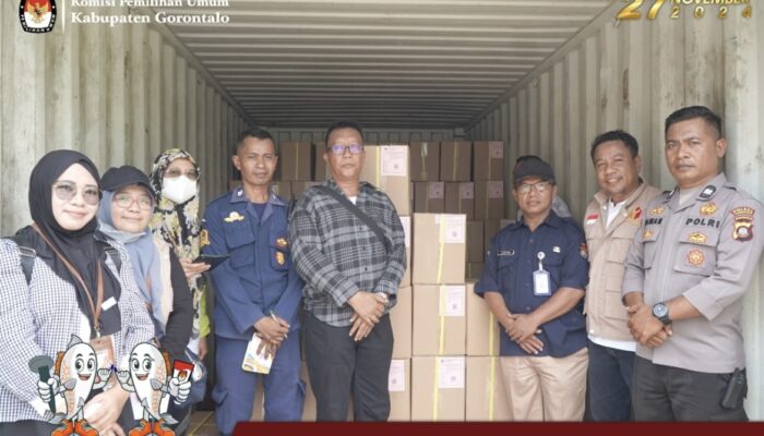 Pengiriman Logistik Surat Suara Pilkada 2024 oleh KPU Provinsi Gorontalo kepada KPU Kabupaten Gorontalo