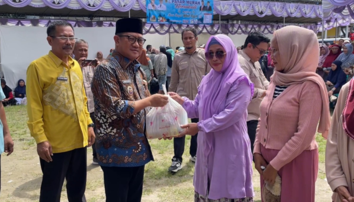 Wakil Wali Kota Indra Gobel Buka Pasar Murah Bersubsidi