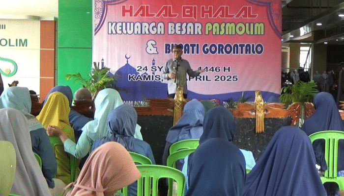Bupati Sofyan Beri Keringanan Pedagang di Pasar Modern Limboto