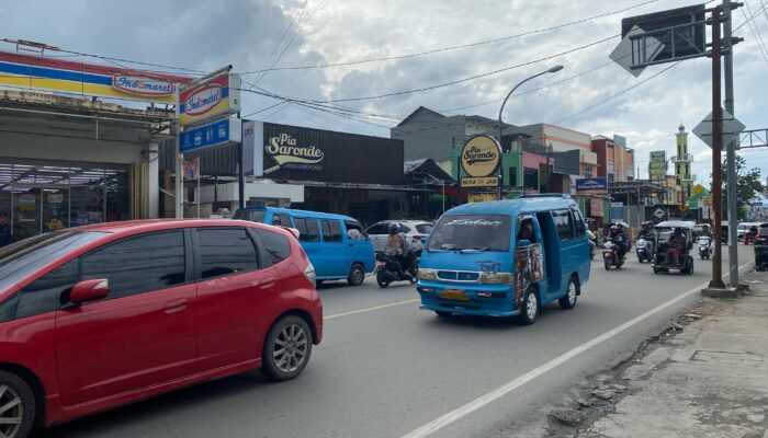Dishub Warning Angkot Mangkal di Terminal Bayangan