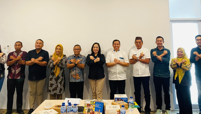 Rapat Program Perlindungan 100 Pekerja Rentan