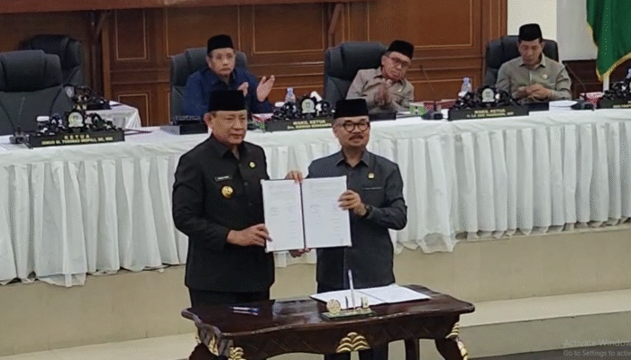 Rapat Paripurna DPRD Gorontalo: APBD 2024 Disetujui Jadi Perda