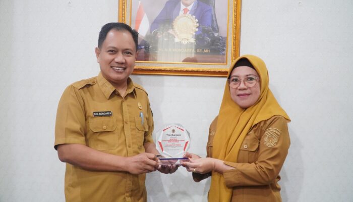Sekretariat DPRD Kota Gorontalo Raih Sanitasi Terbaik dalam Lomba OPD Bersih dan Hijau Tingkat Kota Gorontalo