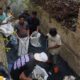 Turun Langsung Bersihkan Selokan, Warga Salut Lurah Biawao