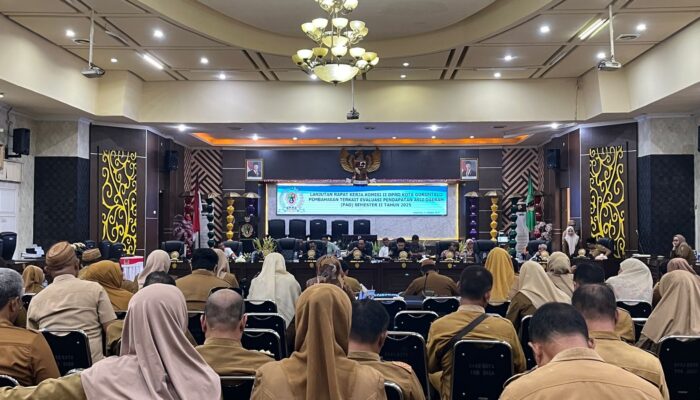 Alan Lahay Perdana Pimpin Rapat Komisi II Evaluasi PAD Semester II