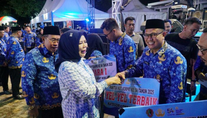 Sekretariat DPRD Kota Gorontalo Sapu Bersih Juara Lomba Dana-Dana dan Yel-Yel HUT Korpri 2025