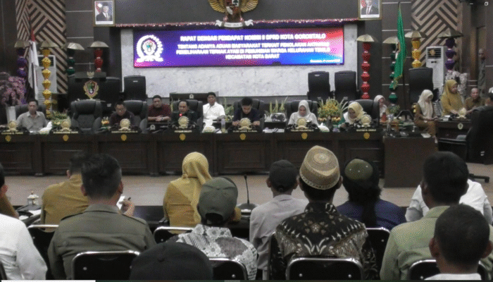 Dekot Akhiri Polemik Peternakan Ayam di Tenilo