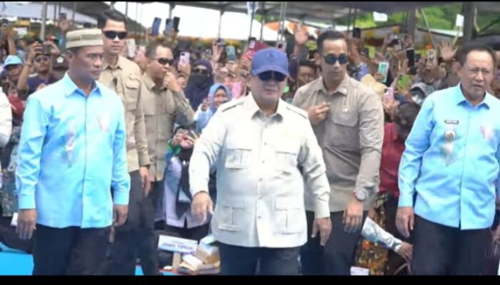 PENAS XVII Bergemuruh, Prabowo-Gusnar Sapa Ribuan Peserta