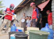 Krisis Air Meluas, Pmi Salurkan 1,2 Juta Liter Air